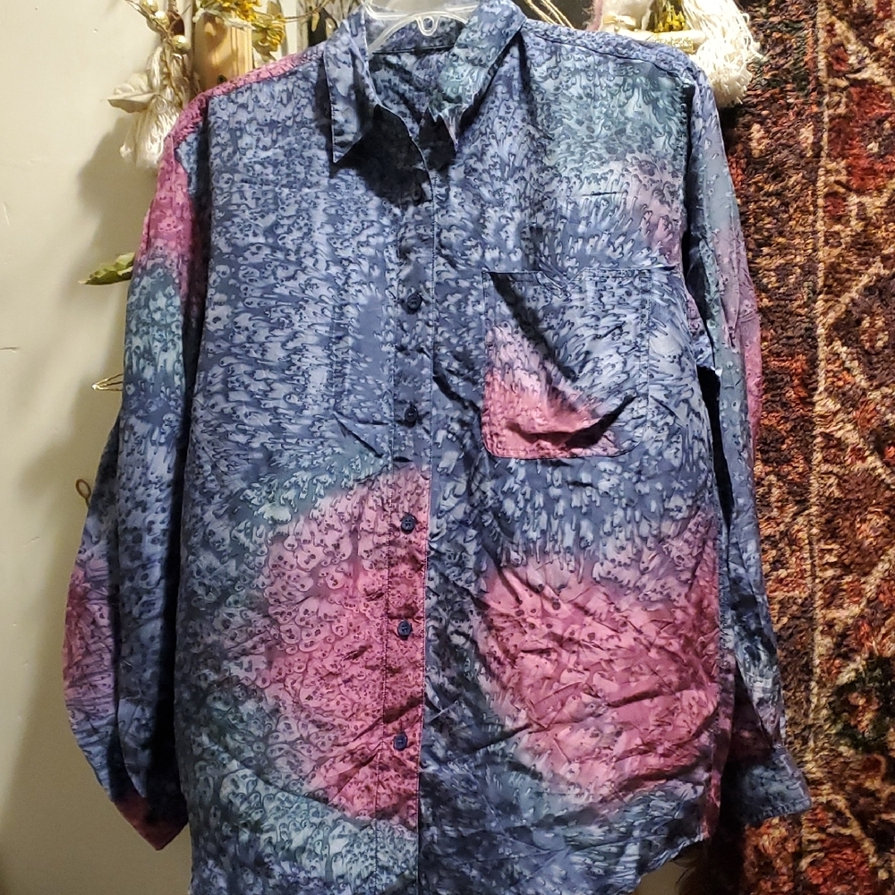 🦋 Vintage Silk Raindrop Blouse